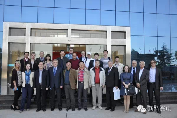 俄罗斯激光协会会长伊万教授率领的俄罗斯激光行业的激光专家、企业家等近30人访问我司