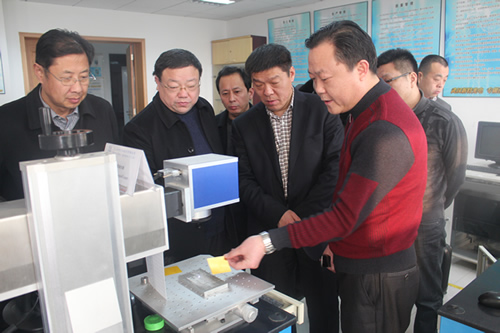 山东聊城莘县副县长贾相云先生一行到访AG百家乐光电